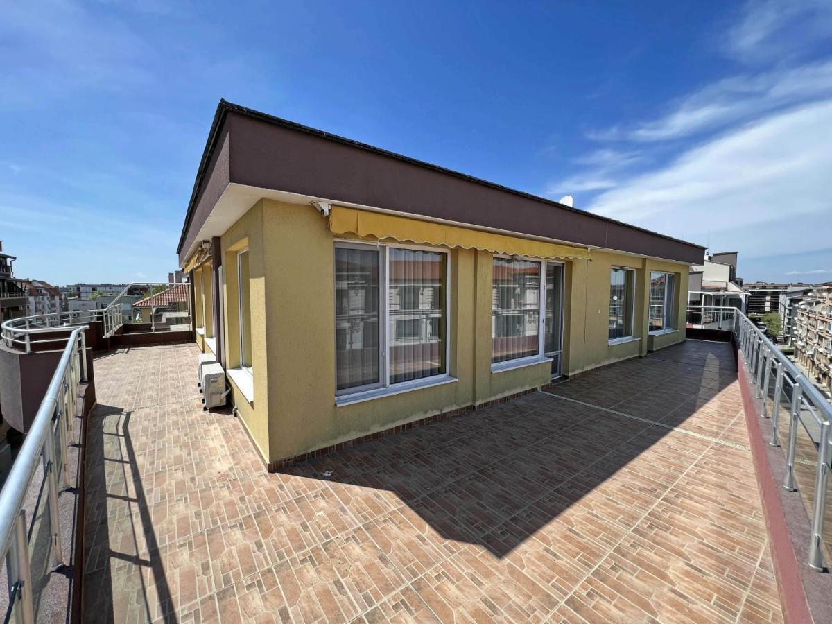 Valemar Apartments Pomorie Eksteriør bilde