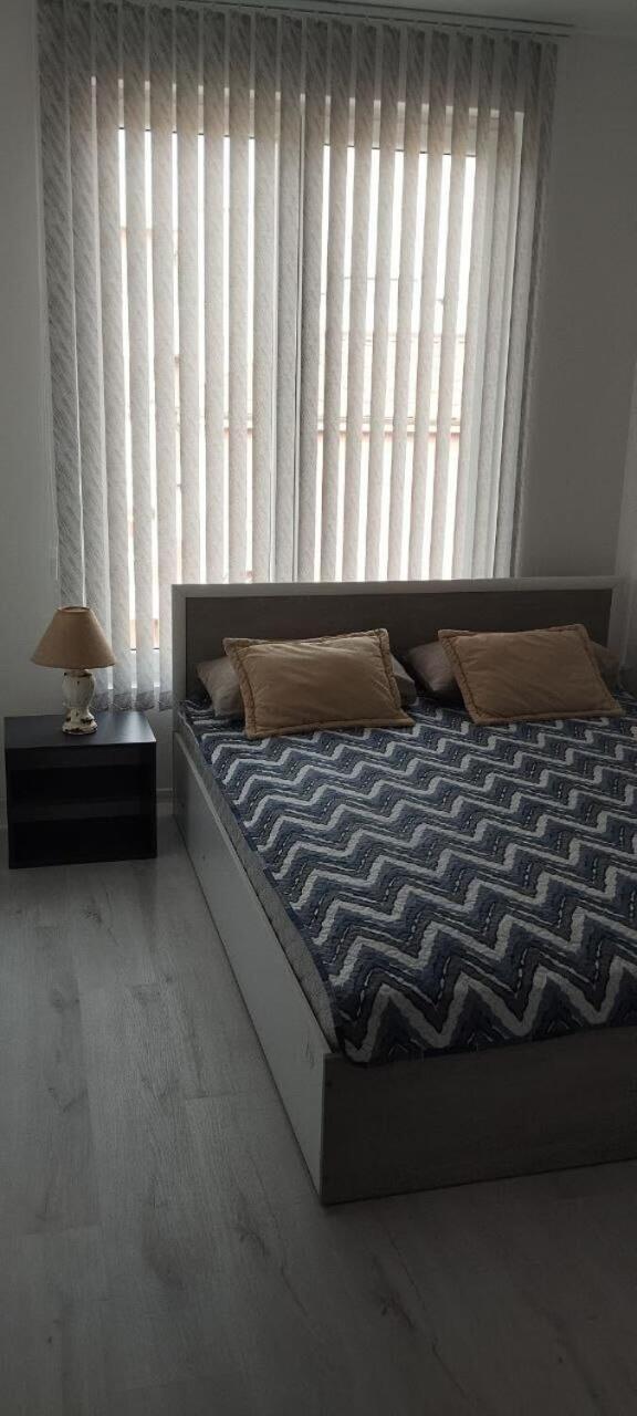 Valemar Apartments Pomorie Eksteriør bilde