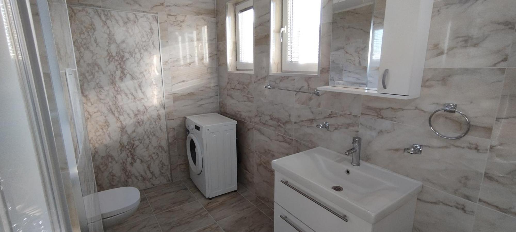 Valemar Apartments Pomorie Eksteriør bilde
